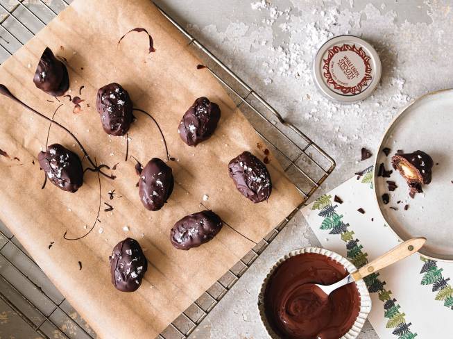 Chocolats fourrés au beurre de cacahuètes facile et rapide : découvrez les  recettes de Cuisine Actuelle